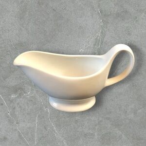 BIA cordon bleu white ceramic gravy boat with handle